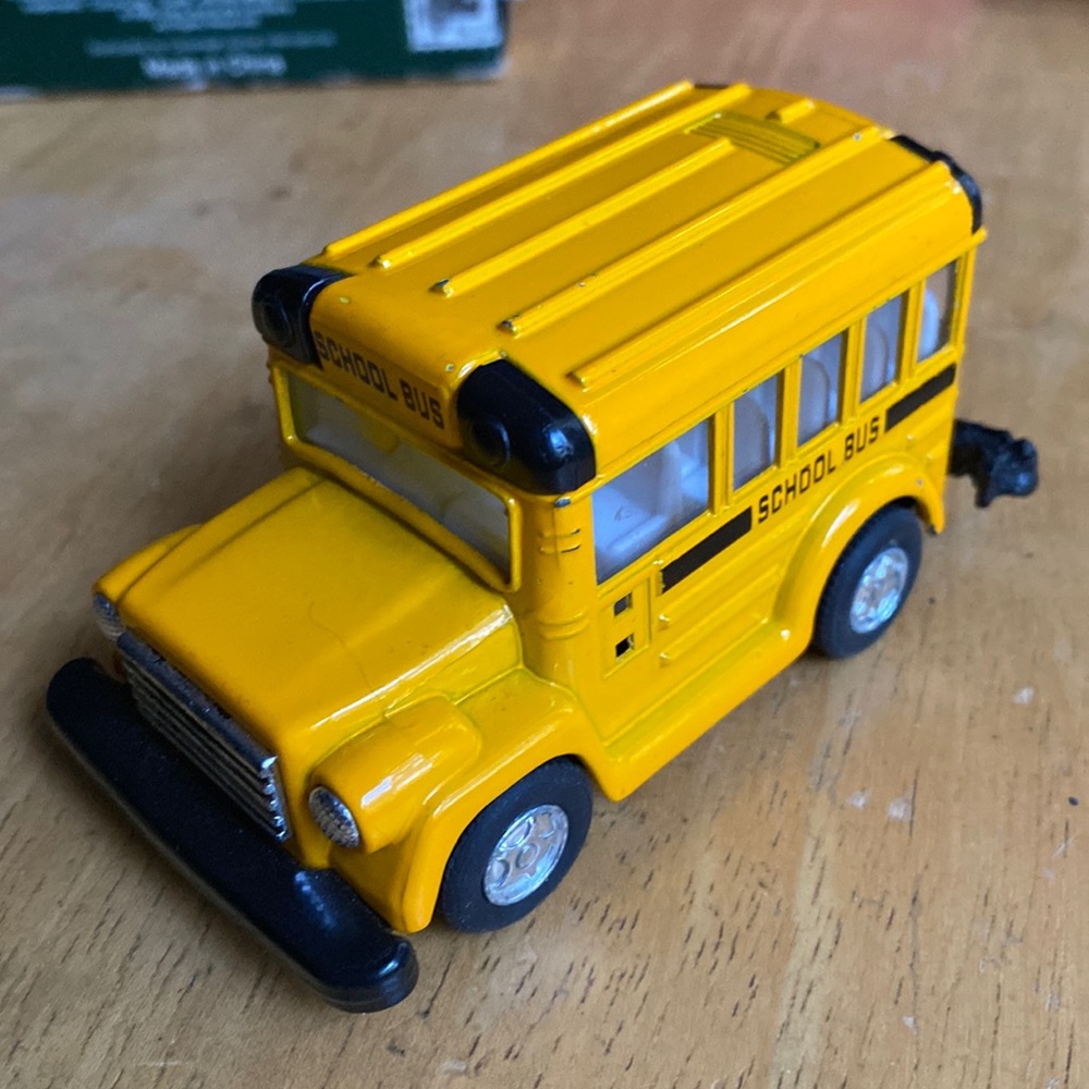Kintoy school bus toy China